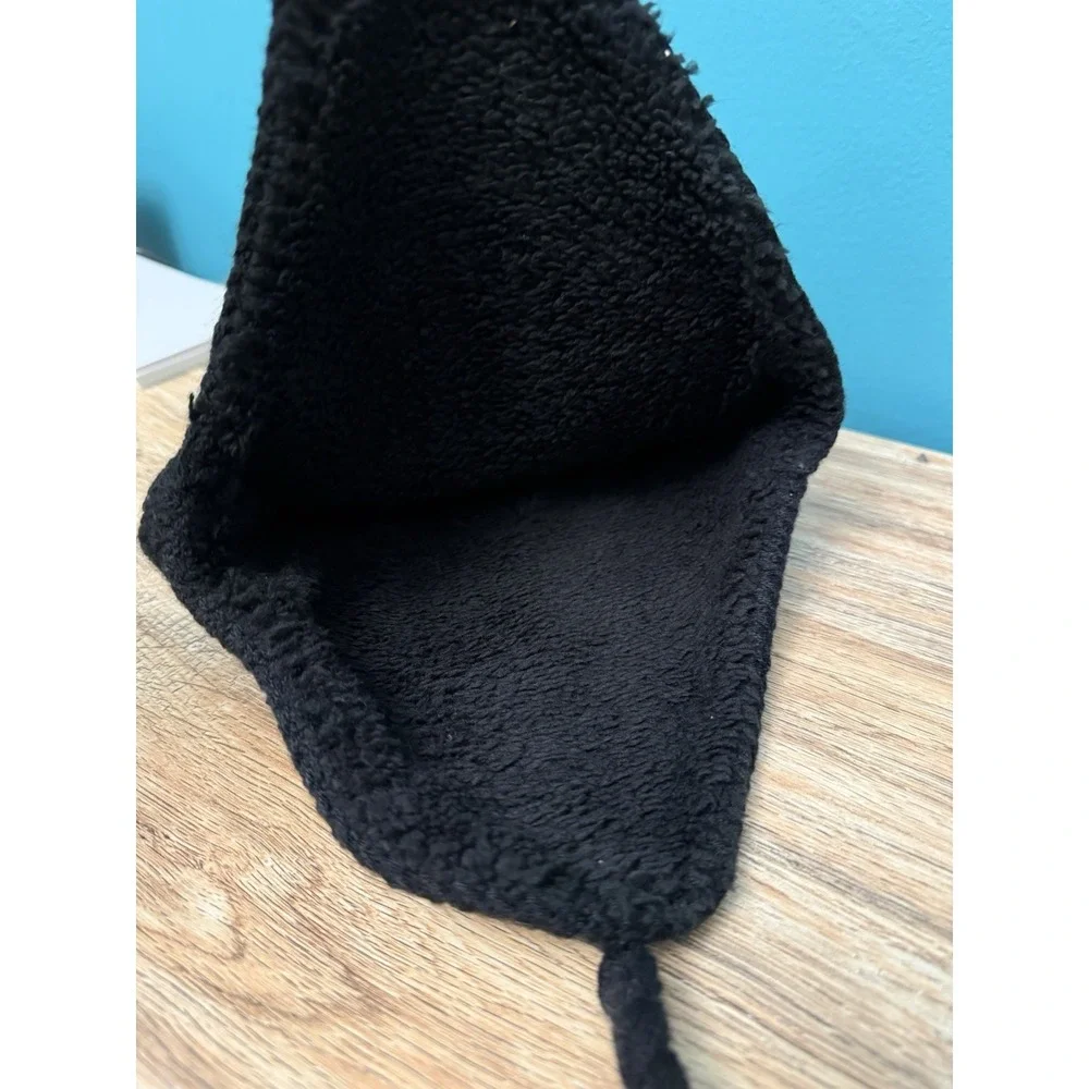 N'ICE CAPS Kids Glow in‎ the Dark Knitted Hat With Ear Flaps Trapper Boys Black